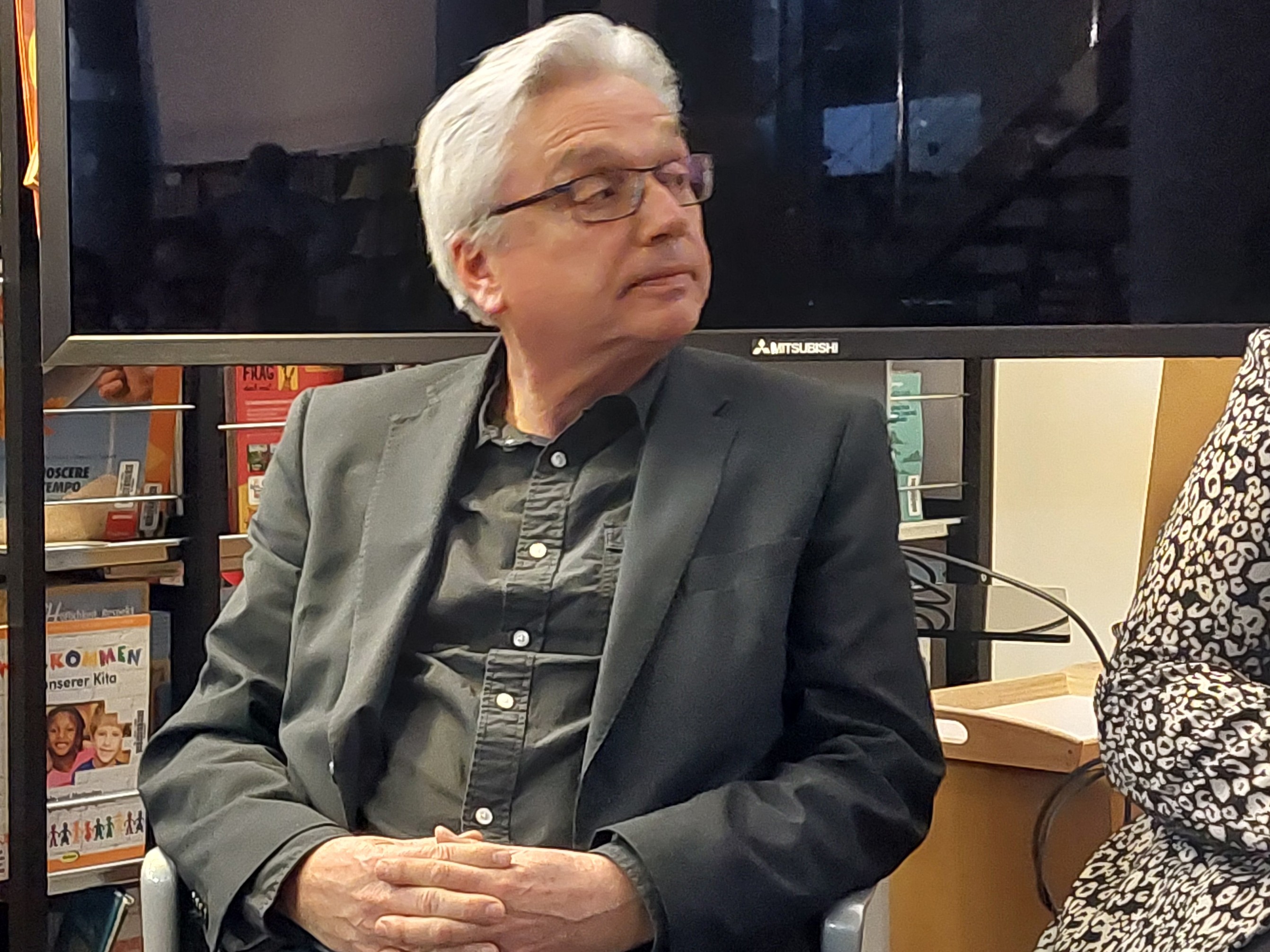 Professor Peter Kraus von der Universität Augsburg sieht im Konzept eines „multinationalen Staates“ der spanischen Linken eine neue Chance für Katalonien. Foto: GfbV
