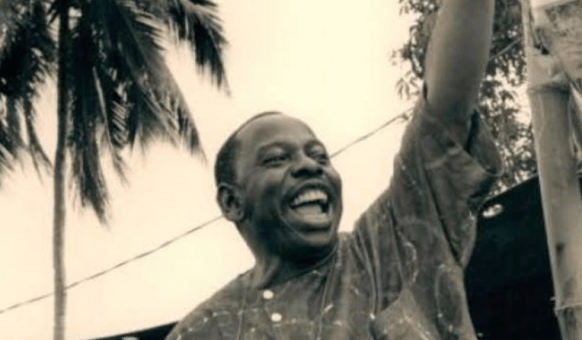 Der legendäre Ogoni-Aktivist Ken Saro-Wiwa legte sich mit dem Shell-Konzern an. Das nigerianische Regime ließ ihn dafür hängen. Foto: motivation.africa