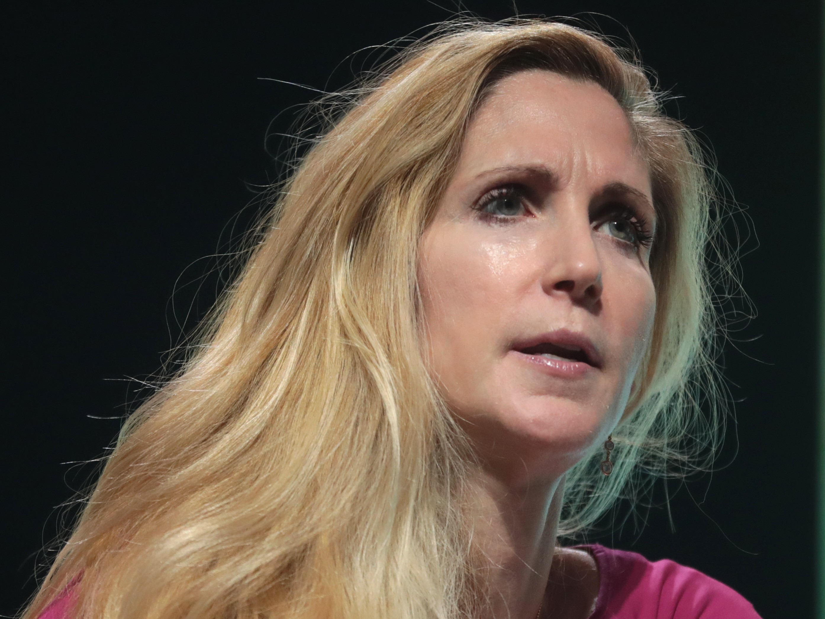 Die rechtsrechte Kolumnistin Ann Coulter bedauert, dass ihre Vorfahren zu wenig Indianer ermordet haben. Foto: Gage Skidmore, CC BY-SA 3.0