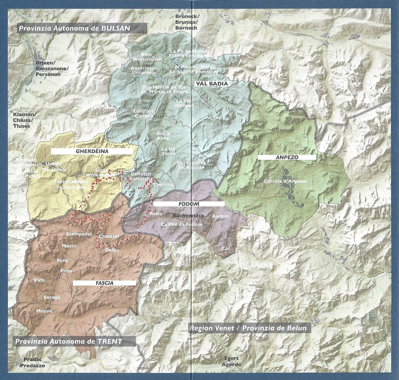 Karte Ladinien: Die Ladiner sind auf drei Provinzen und zwei Regionen aufgeteilt. Nur in Gherdëina/Gröden und Val Badia/Gadertal (beide in Südtirol) sowie in Fascia/Fassatal (Trentino) genießen sie Schutz als Minderheit. In Fodom/Buchenstein und in Anpezo/Cortina d’Ampezzo haben sie keinen Schutz. Quelle: Union Generela di Ladins dla Dolomites