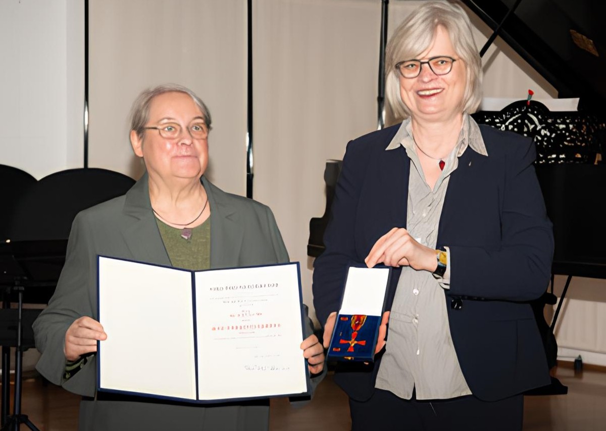 Tessa Hofmann wurde für ihr Menschenrechts-Engagement mit der höchsten Auszeichnung der Bundesrepublik "geehrt". Foto: Lili Nahapetian