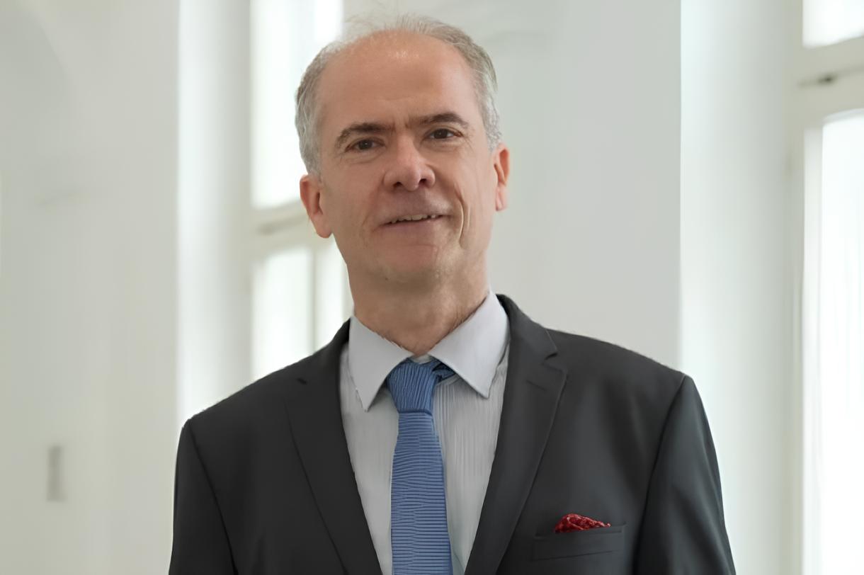 Der Rechtswissenschaftler Peter Hilpold von der Universität Innsbruck hofft auf ein größeres EU-Engagement im Minderheitenschutz. Foto: uibk.ac.at